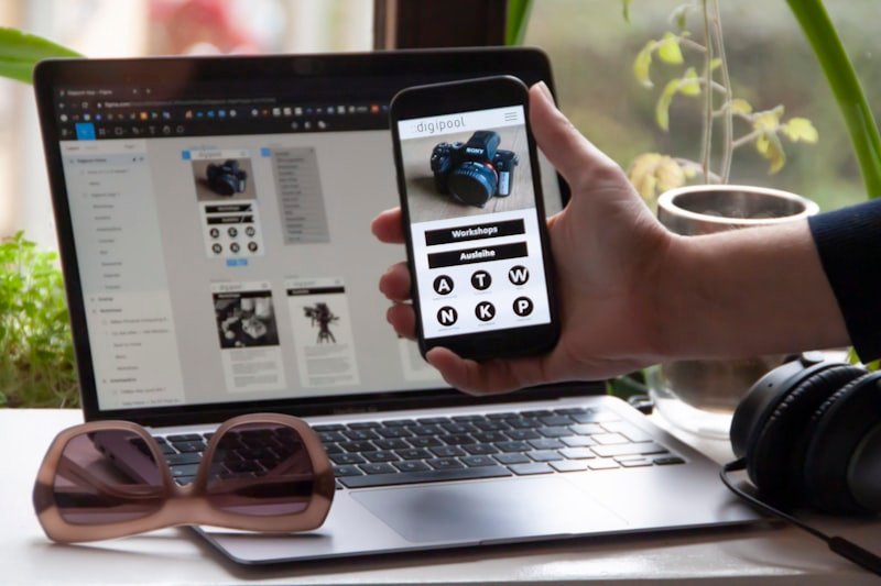 The Psychology of Glassmorphic UI